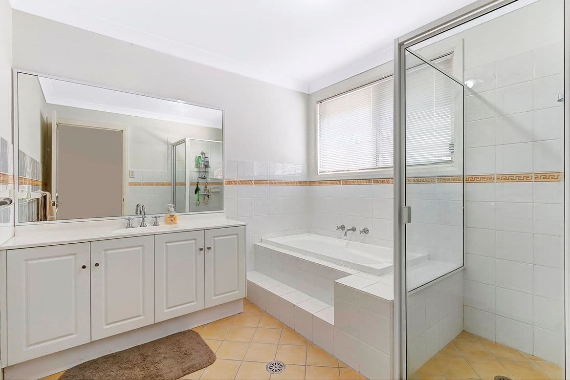 5 Highfield Place, BEAUMONT HILLS NSW 2155, Beaumont Hills - Thumbnail 5