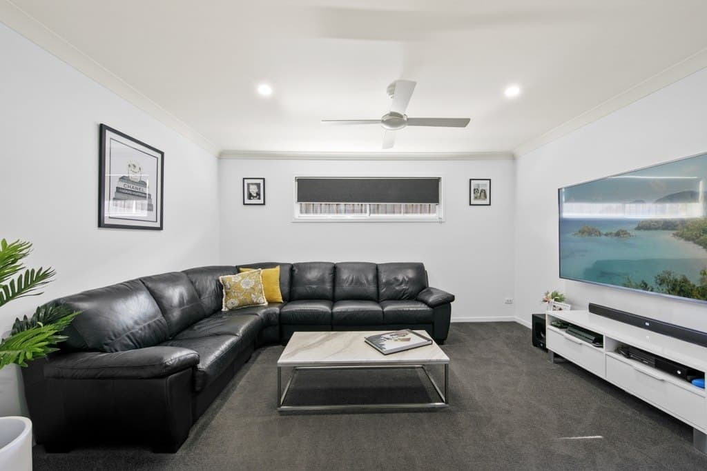 3 Egret Street, Aberglasslyn - Thumbnail 2