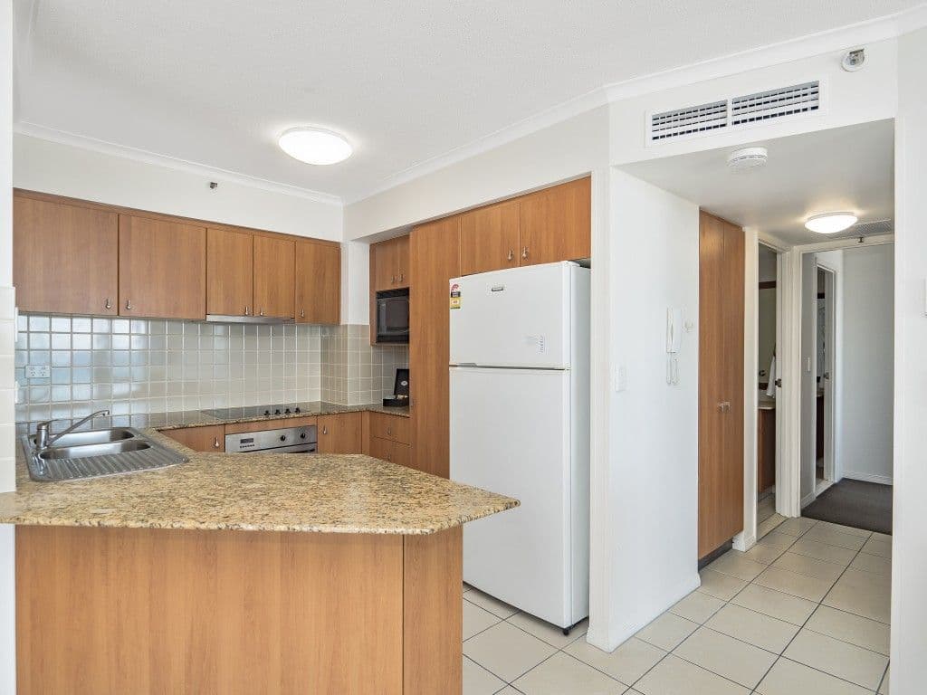 88 Marine Parade, Coolangatta QLD 4225, Coolangatta - Thumbnail 7