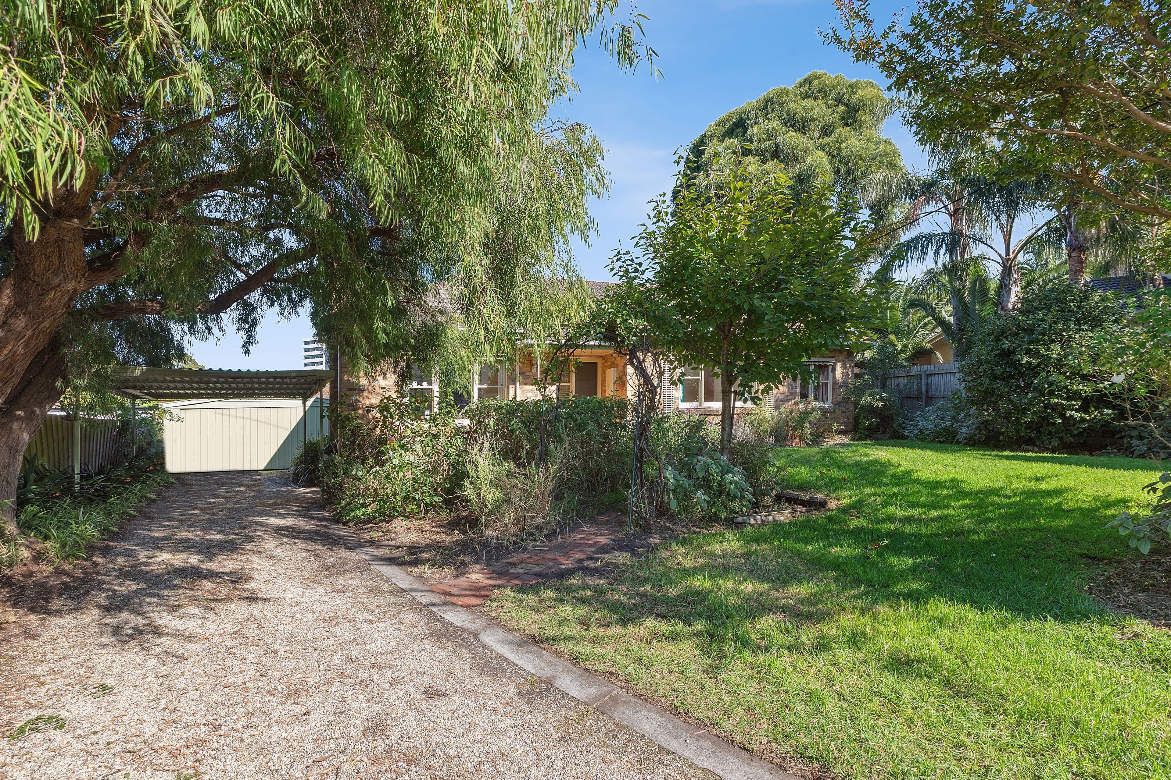 8 Kingswood Road, Cheltenham VIC 3192, Cheltenham - Thumbnail 3
