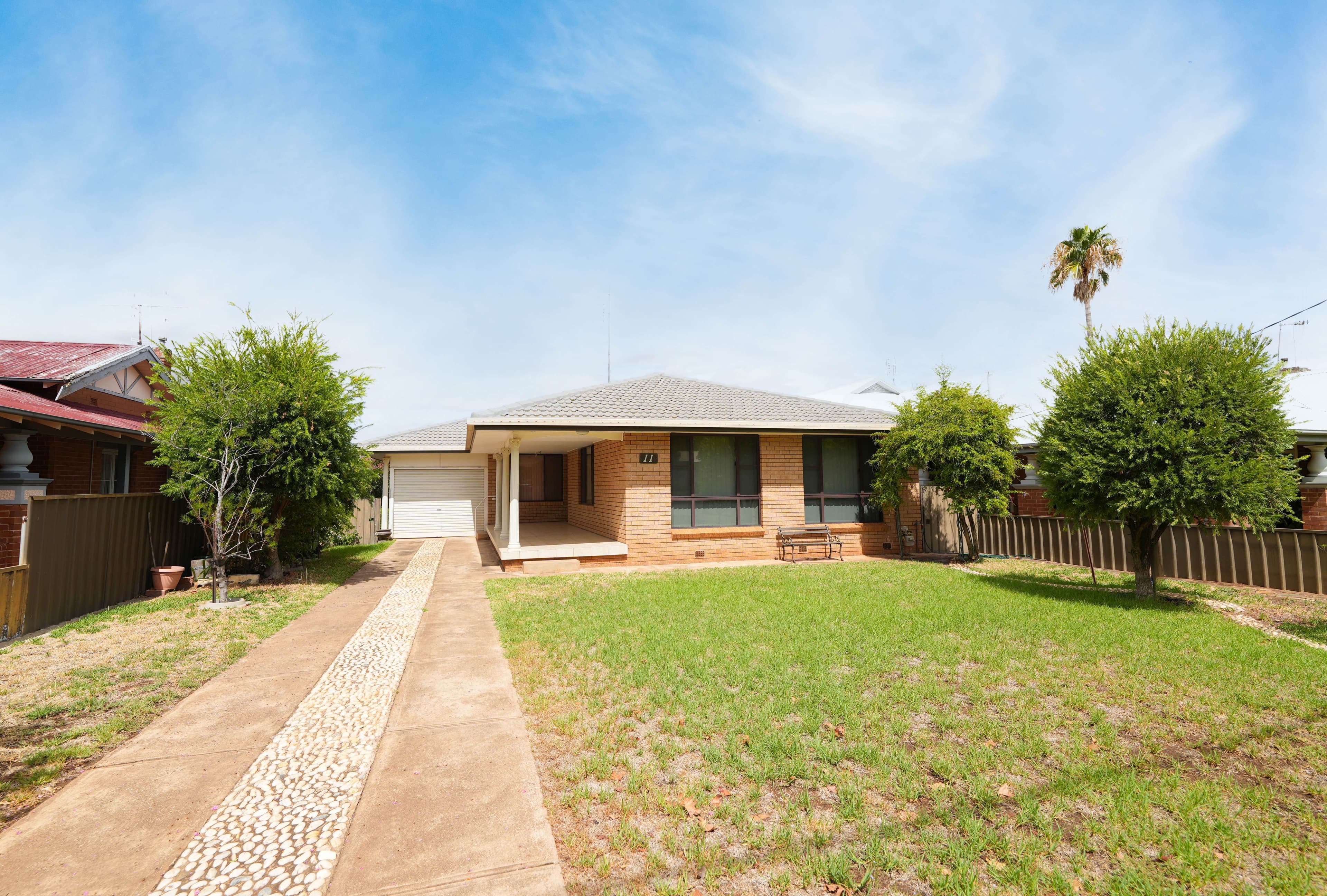11 Cecile Street, Parkes NSW 2870, Parkes - Image 1