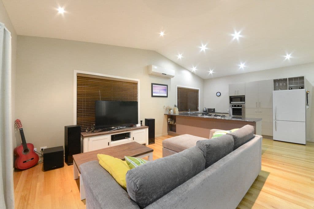 25 Kingfisher Terrace, Jubilee Pocket QLD 4802, Jubilee Pocket - Thumbnail 4