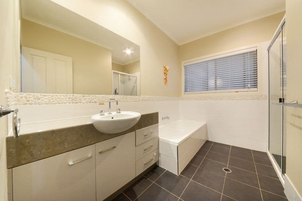 25 Kingfisher Terrace, Jubilee Pocket QLD 4802, Jubilee Pocket - Thumbnail 8