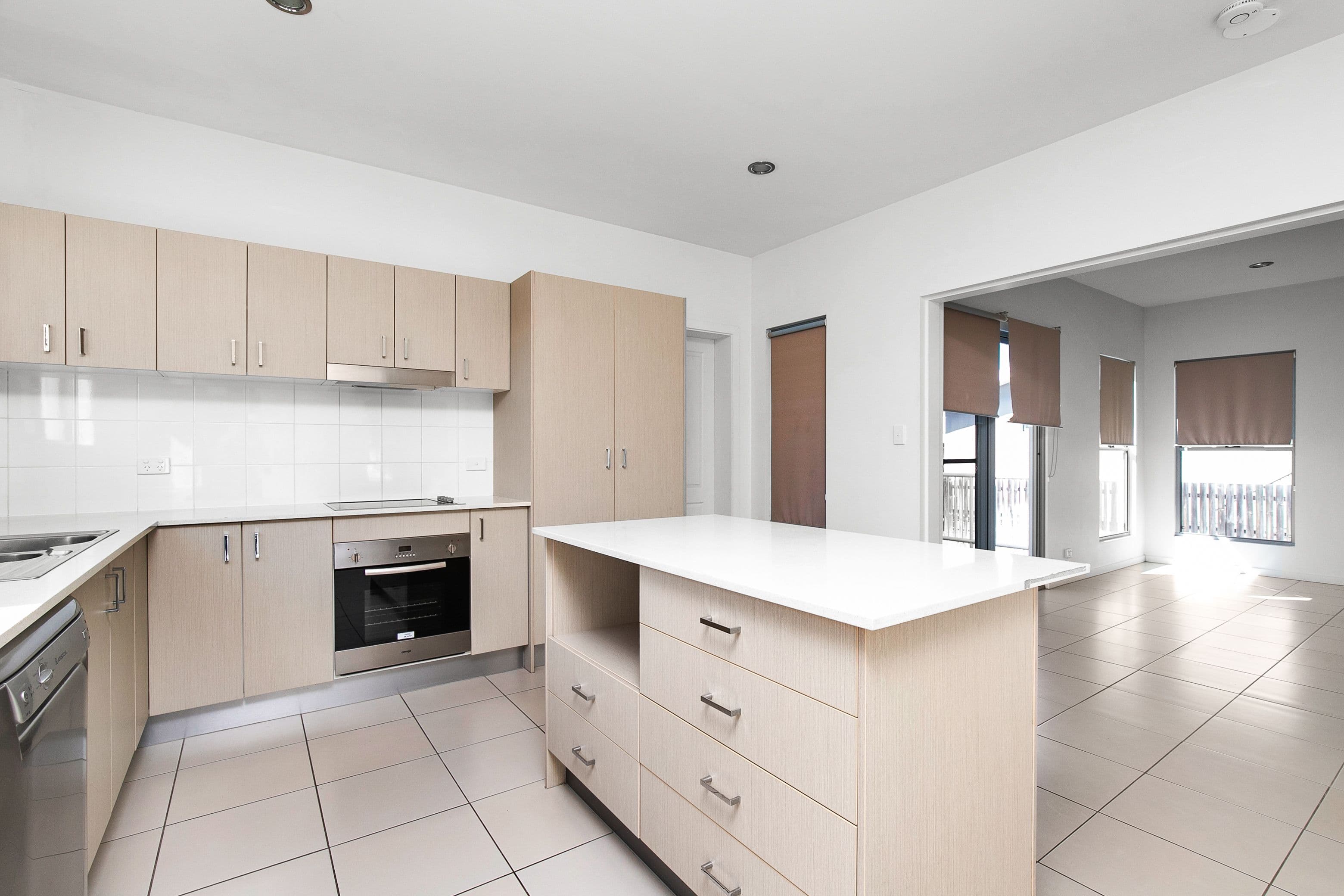 5 Lilly Close, Emerald QLD 4720, Emerald - Thumbnail 4