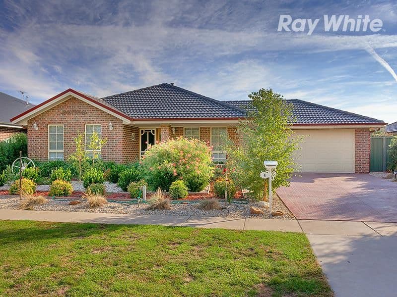 4 Emily Court, HOWLONG NSW 2643, Howlong - Image 1