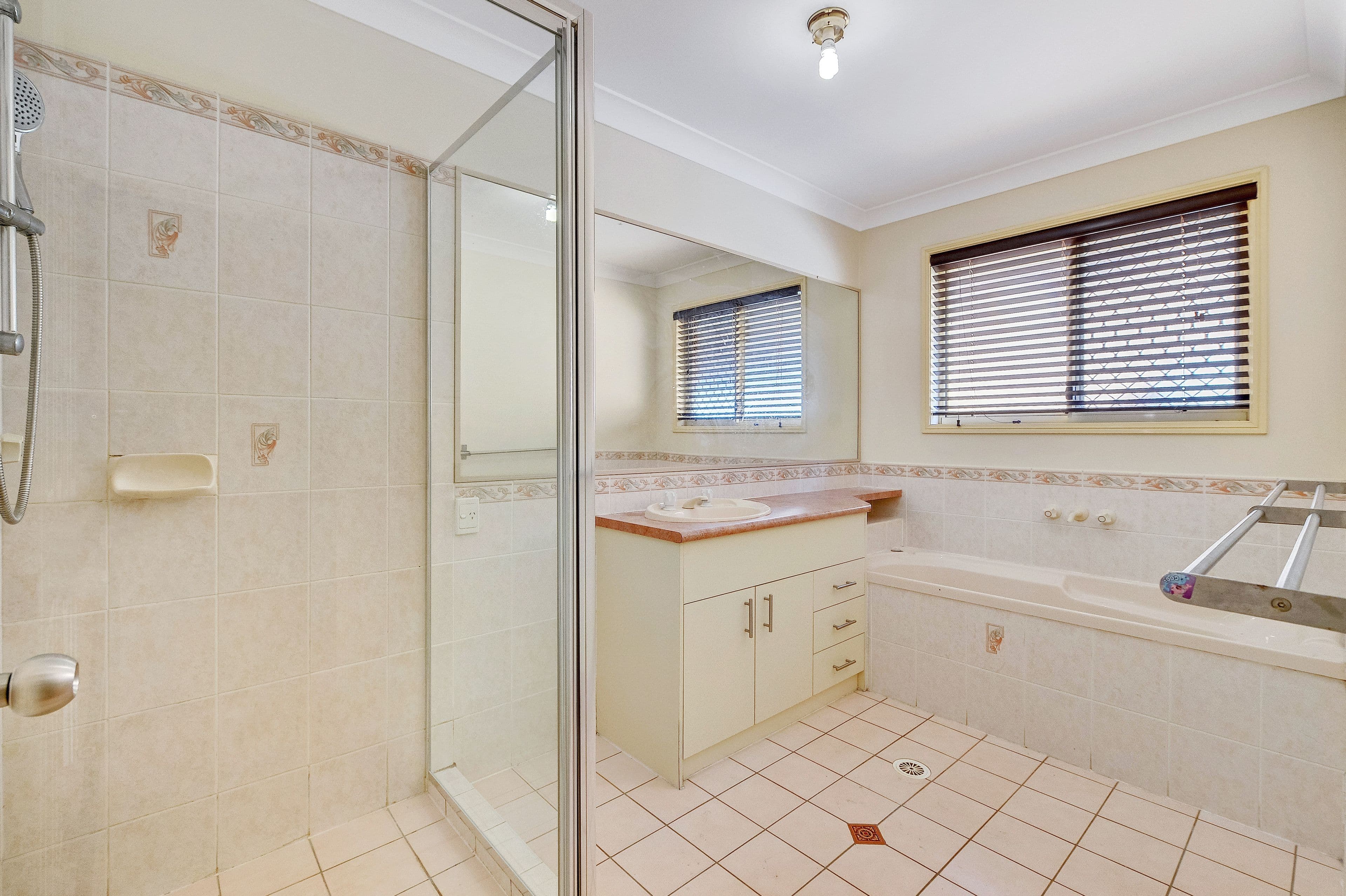 52 Regents Circuit, Forest Lake QLD 4078, Forest Lake - Thumbnail 8