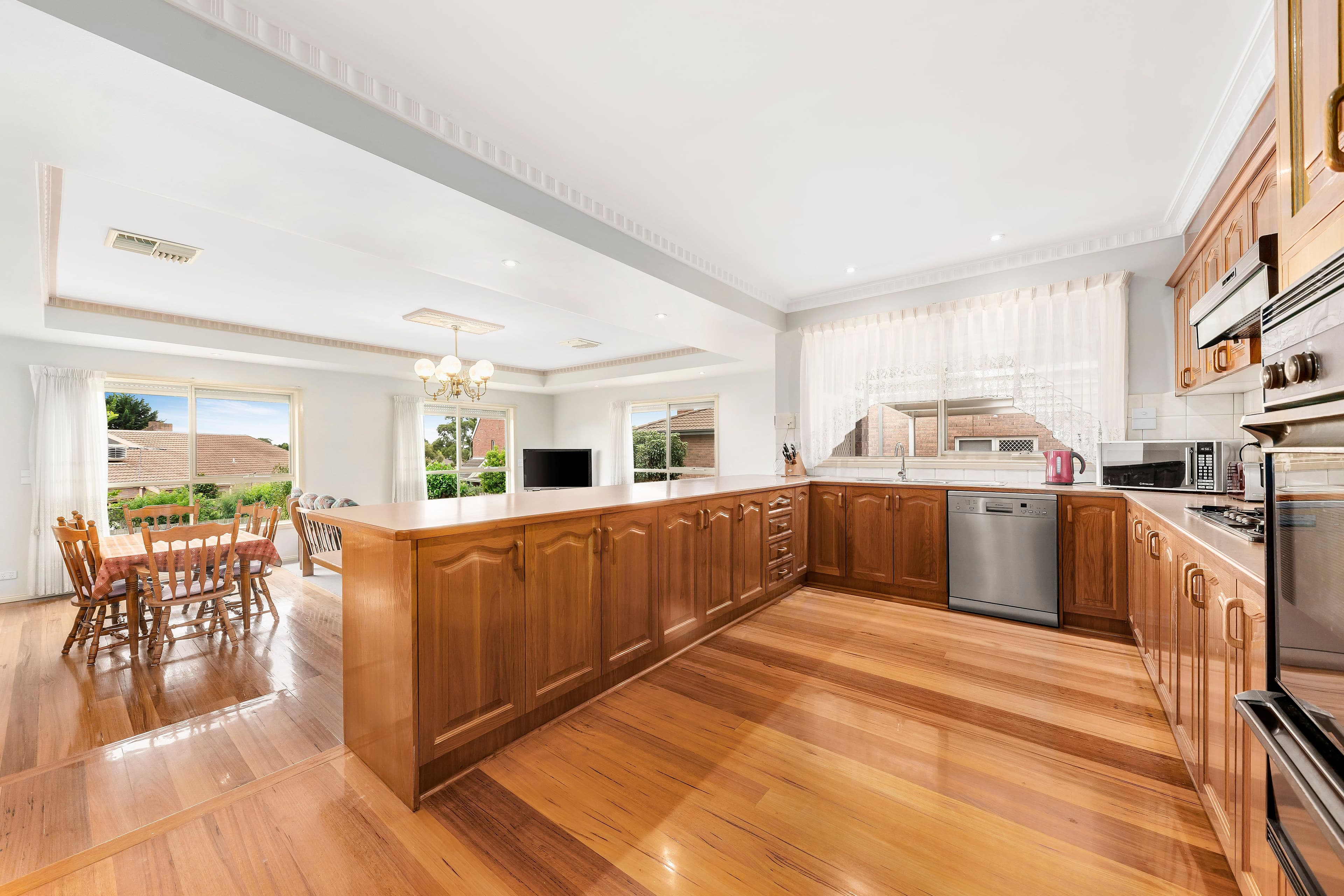 362 Dandelion Drive, Rowville VIC 3178, Rowville - Thumbnail 2