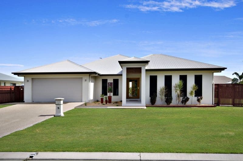 42 Lady Musgrave Circuit, BURDELL QLD 4818, Burdell - Image 1