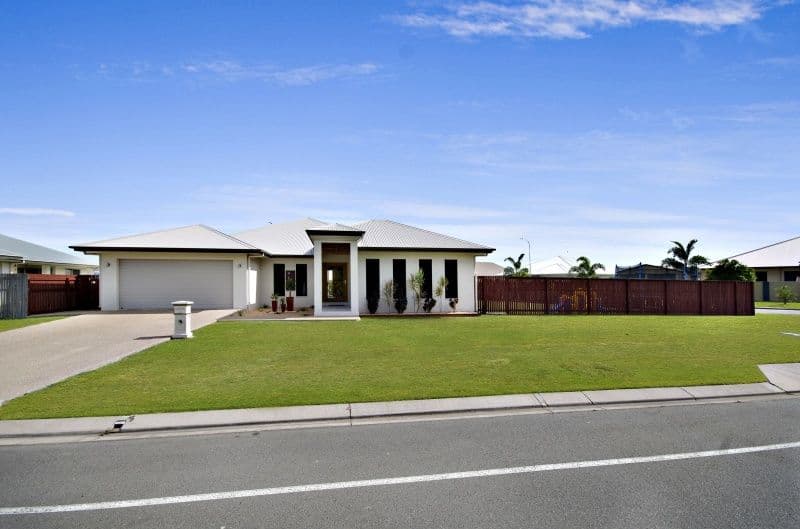 42 Lady Musgrave Circuit, BURDELL QLD 4818, Burdell - Thumbnail 2