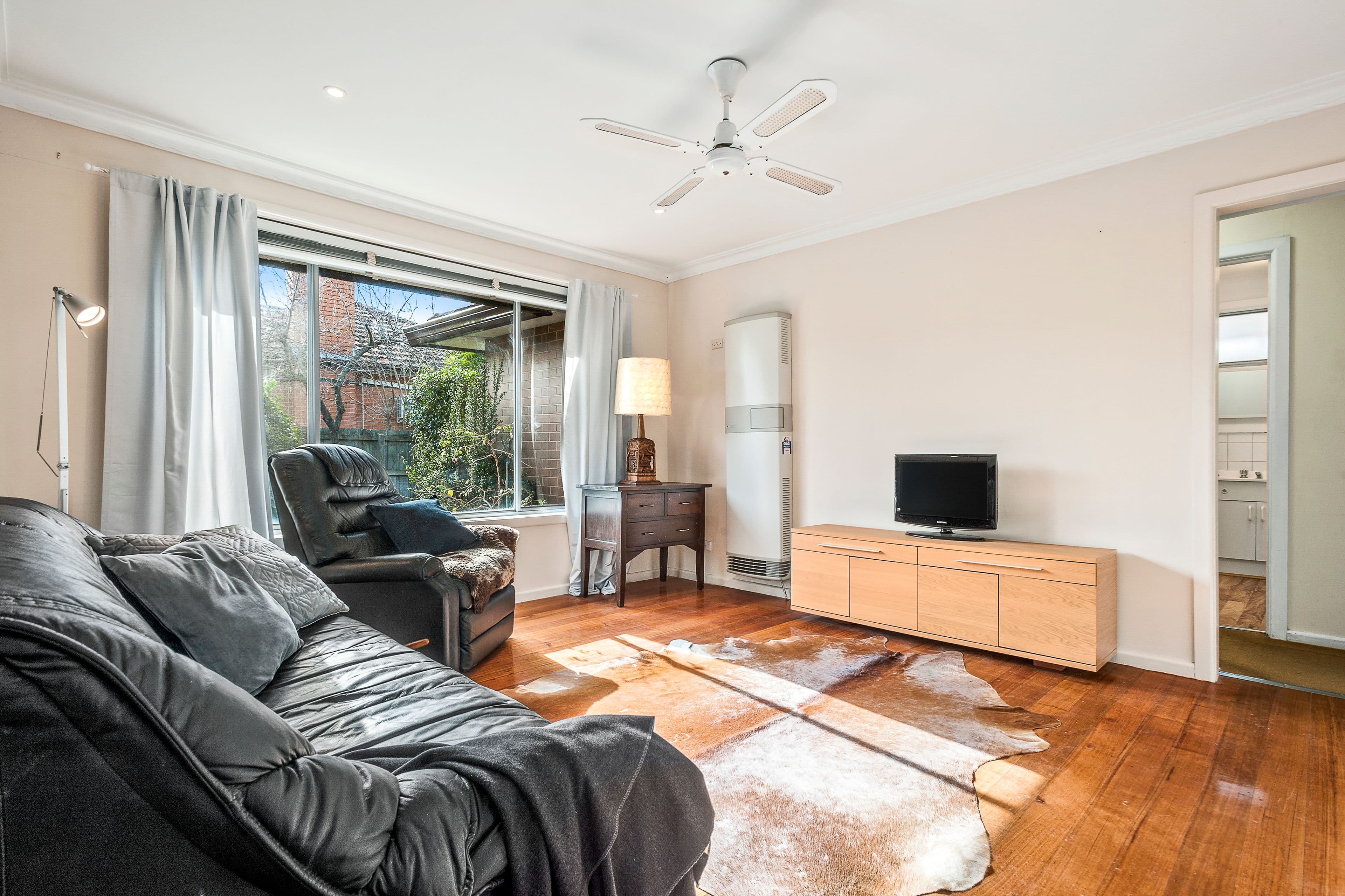 2 Burton Avenue, Clayton VIC 3168, Clayton - Thumbnail 2
