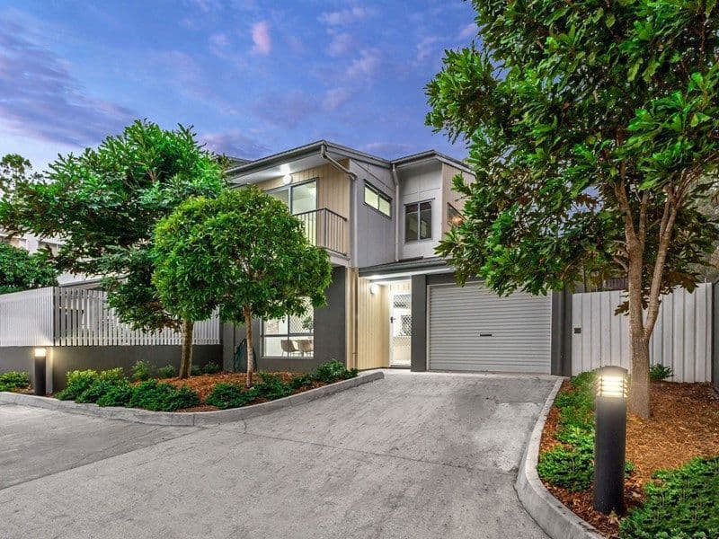 276 Pine Mountain Road, Carina Heights QLD 4152, Carina Heights - Image 1