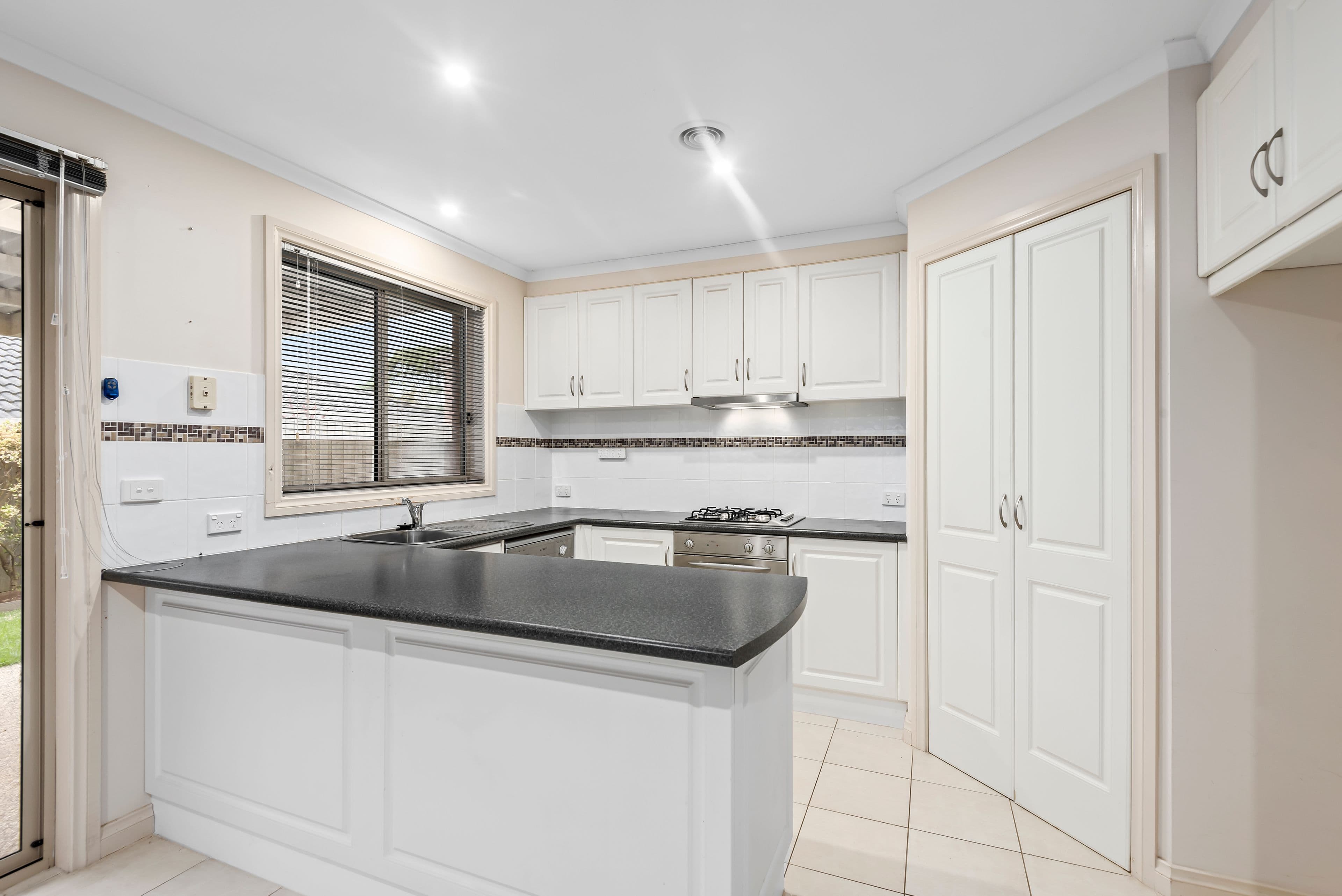 20 Leonard Drive, Drysdale VIC 3222, Drysdale - Thumbnail 3
