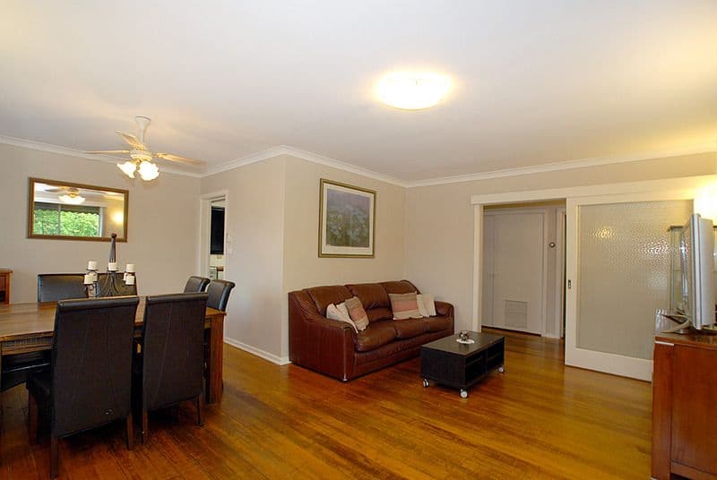 27 Tulip Crescent, BORONIA VIC 3155, Boronia - Thumbnail 2