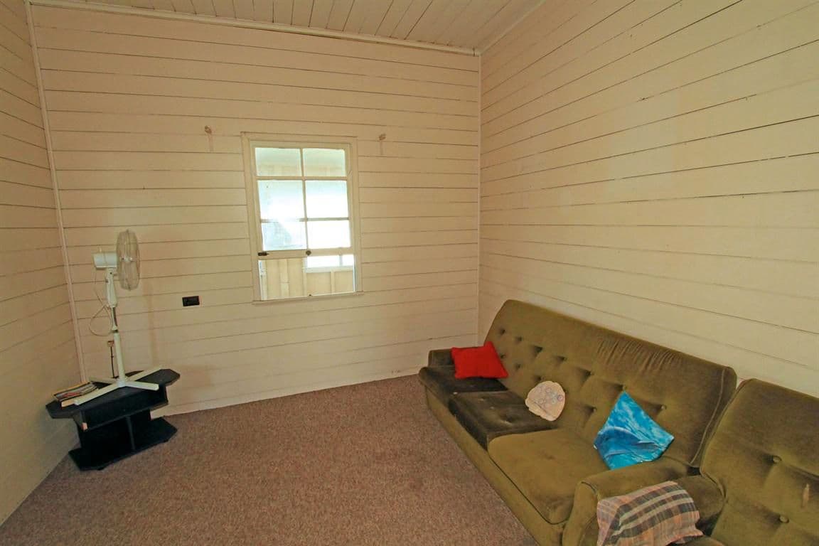 12 Arnold Street, ALLENSTOWN QLD 4700, Allenstown - Thumbnail 2