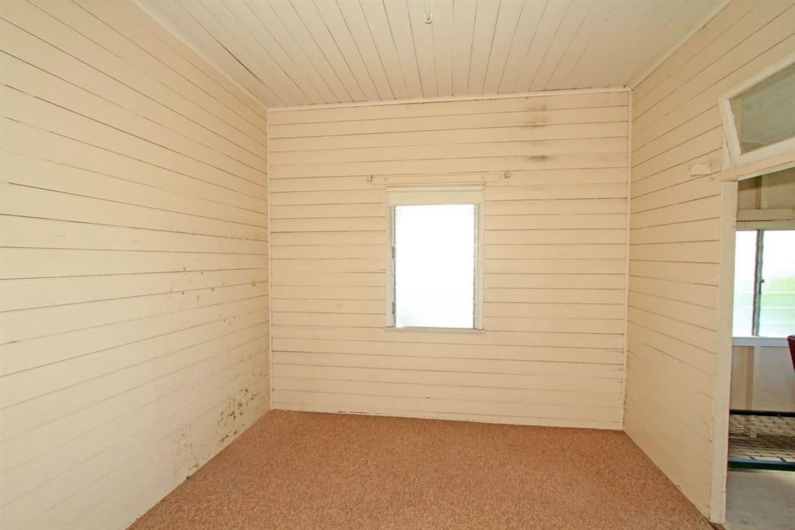 12 Arnold Street, ALLENSTOWN QLD 4700, Allenstown - Thumbnail 3