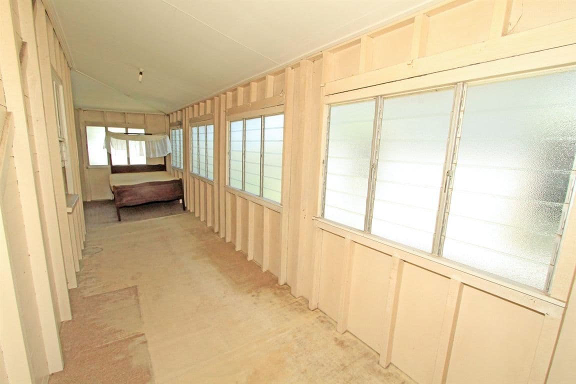 12 Arnold Street, ALLENSTOWN QLD 4700, Allenstown - Thumbnail 5