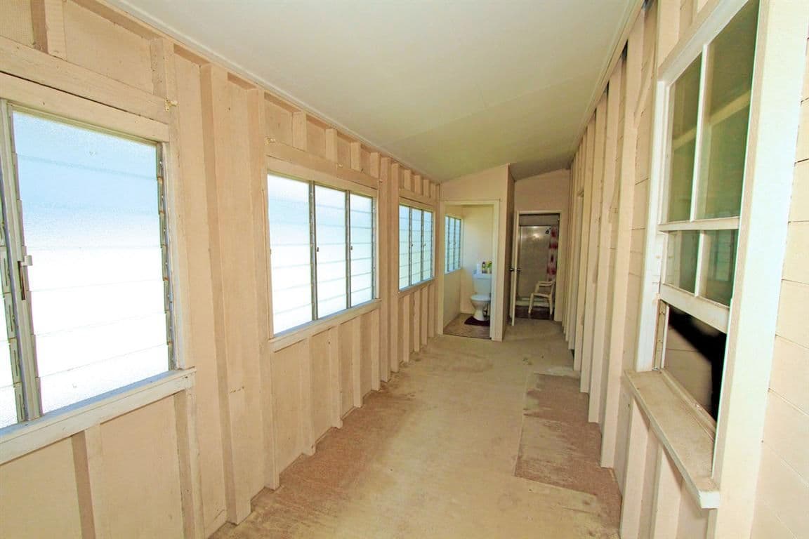 12 Arnold Street, ALLENSTOWN QLD 4700, Allenstown - Thumbnail 7