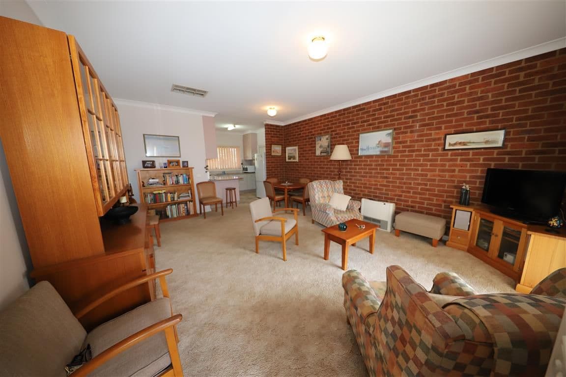 36 Carey Street, Tumut NSW 2720, Tumut - Thumbnail 3