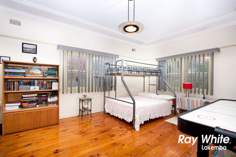 2 Beaconsfield Avenue, KINGSGROVE NSW 2208, Kingsgrove - Thumbnail 5