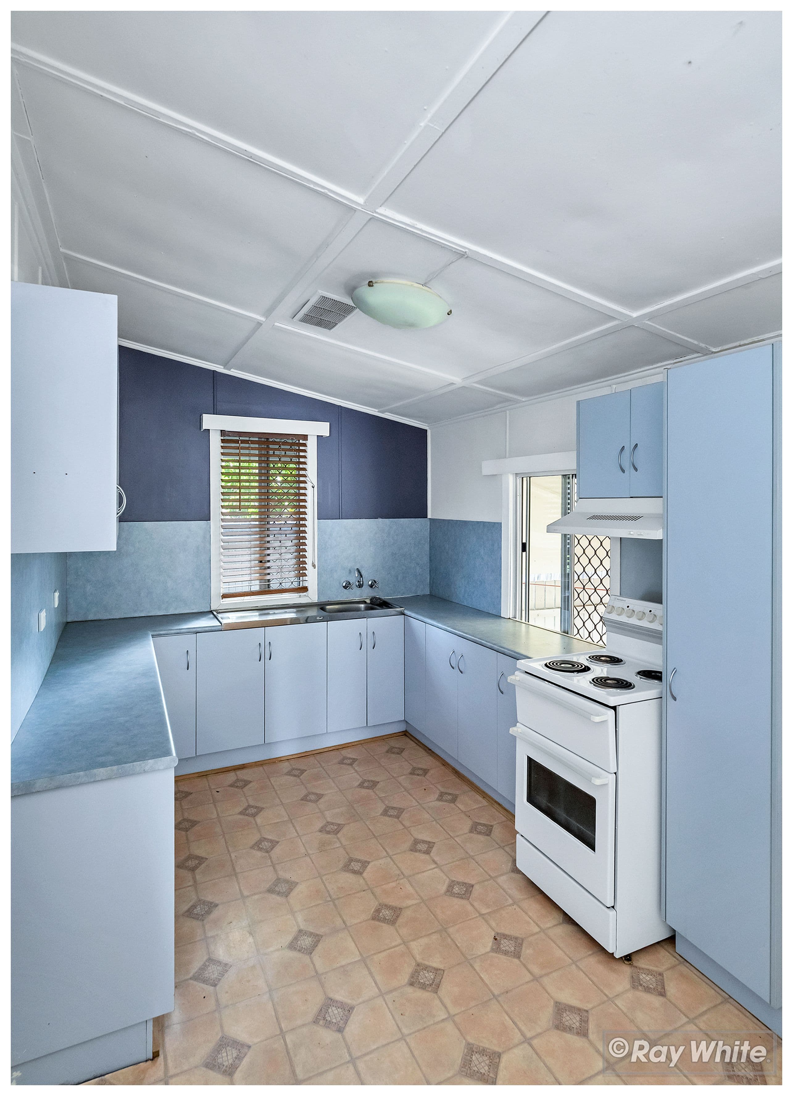 57 Lakes Creek Road, Berserker QLD 4701, Berserker - Thumbnail 5