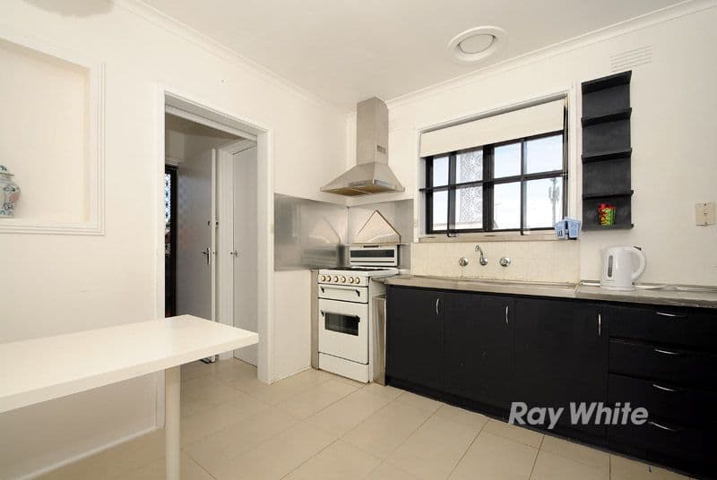 14 Aenone Avenue, NOBLE PARK VIC 3174, Noble Park - Thumbnail 3