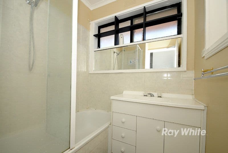 14 Aenone Avenue, NOBLE PARK VIC 3174, Noble Park - Thumbnail 4