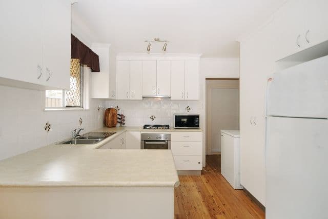 8 Koombarra Street, HARLAXTON QLD 4350, Harlaxton - Image 1
