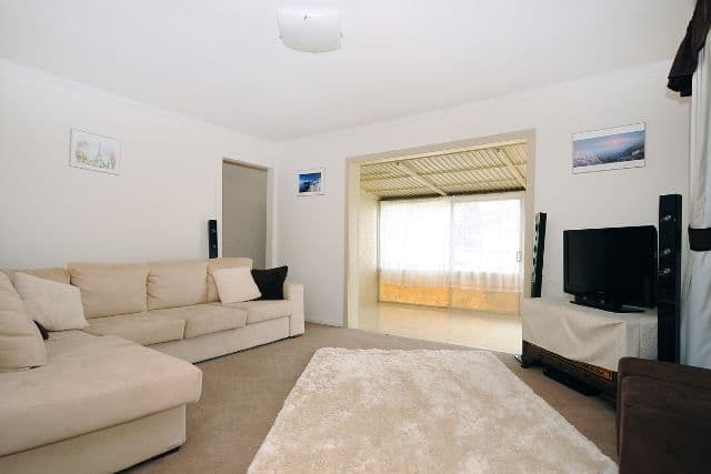 8 Koombarra Street, HARLAXTON QLD 4350, Harlaxton - Thumbnail 2