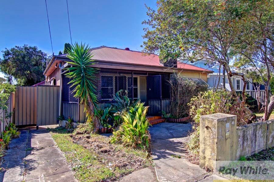 21 Denman Avenue, Cronulla - Image 1