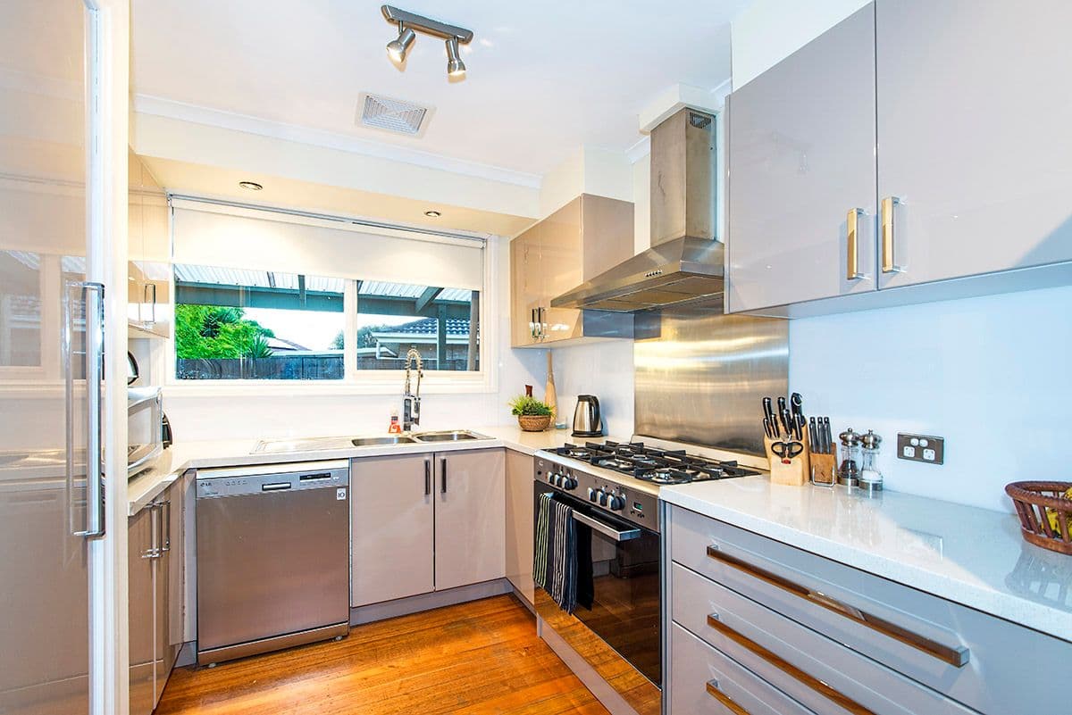 45 Madigan Crescent, Mill Park VIC 3082, Mill Park - Thumbnail 3