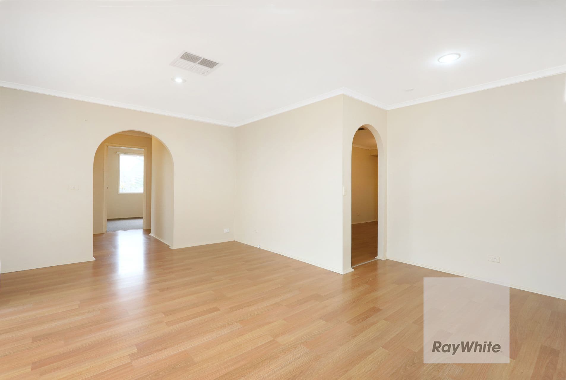 199 Erinbank Crescent, Attwood VIC 3049, Attwood - Thumbnail 5