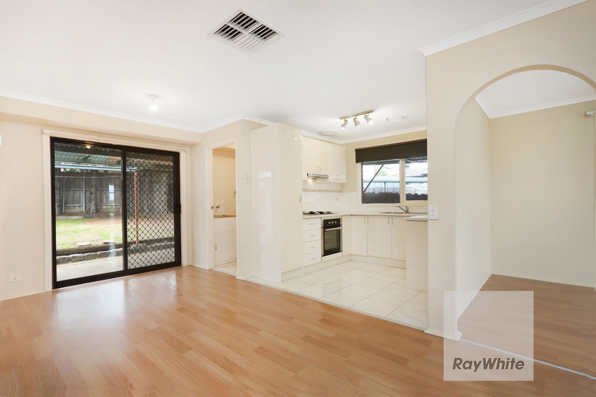 199 Erinbank Crescent, Attwood VIC 3049, Attwood - Thumbnail 6