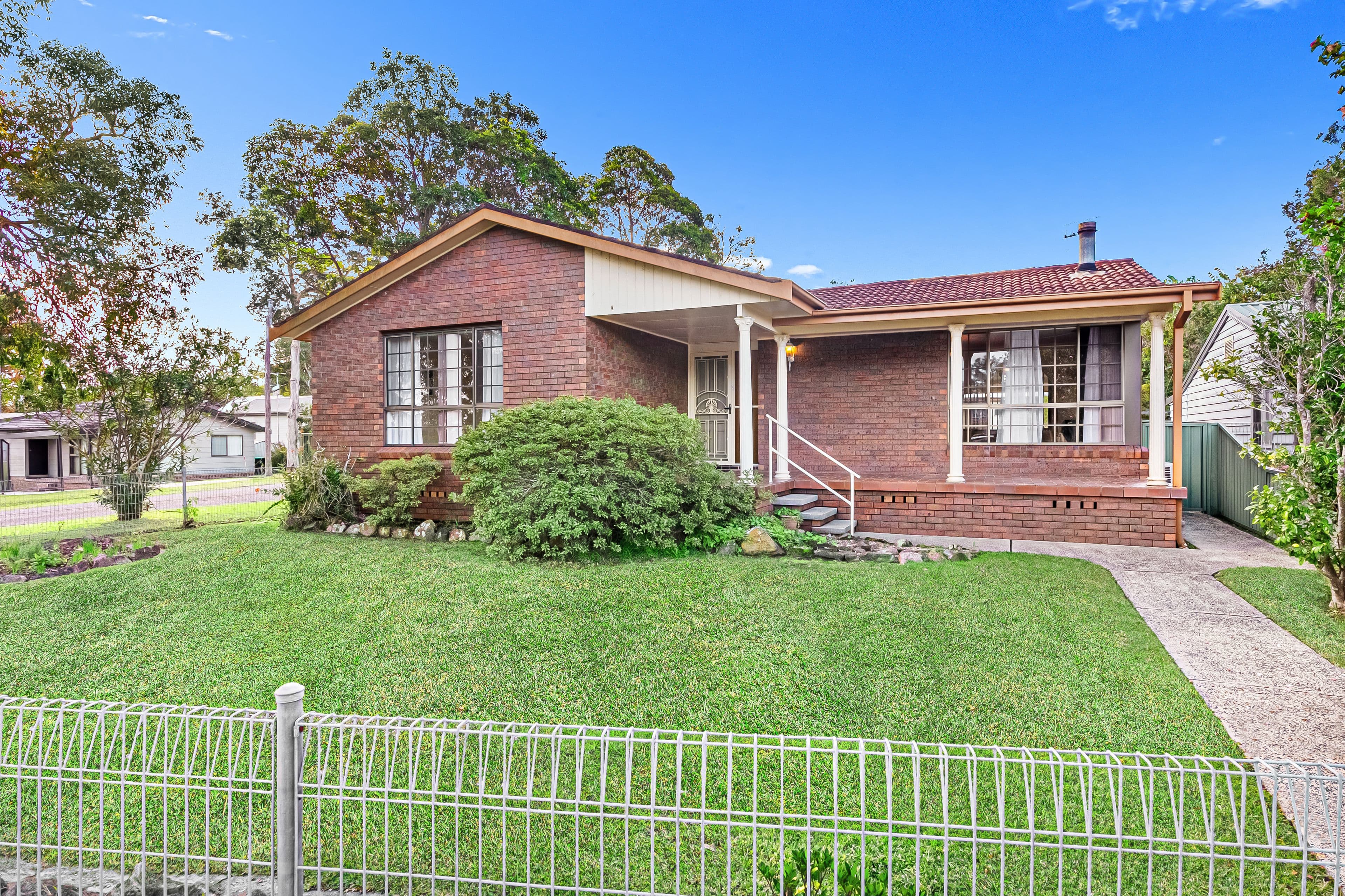 11 Kamilaroo Avenue, Lake Munmorah NSW 2259, Lake Munmorah - Thumbnail 2