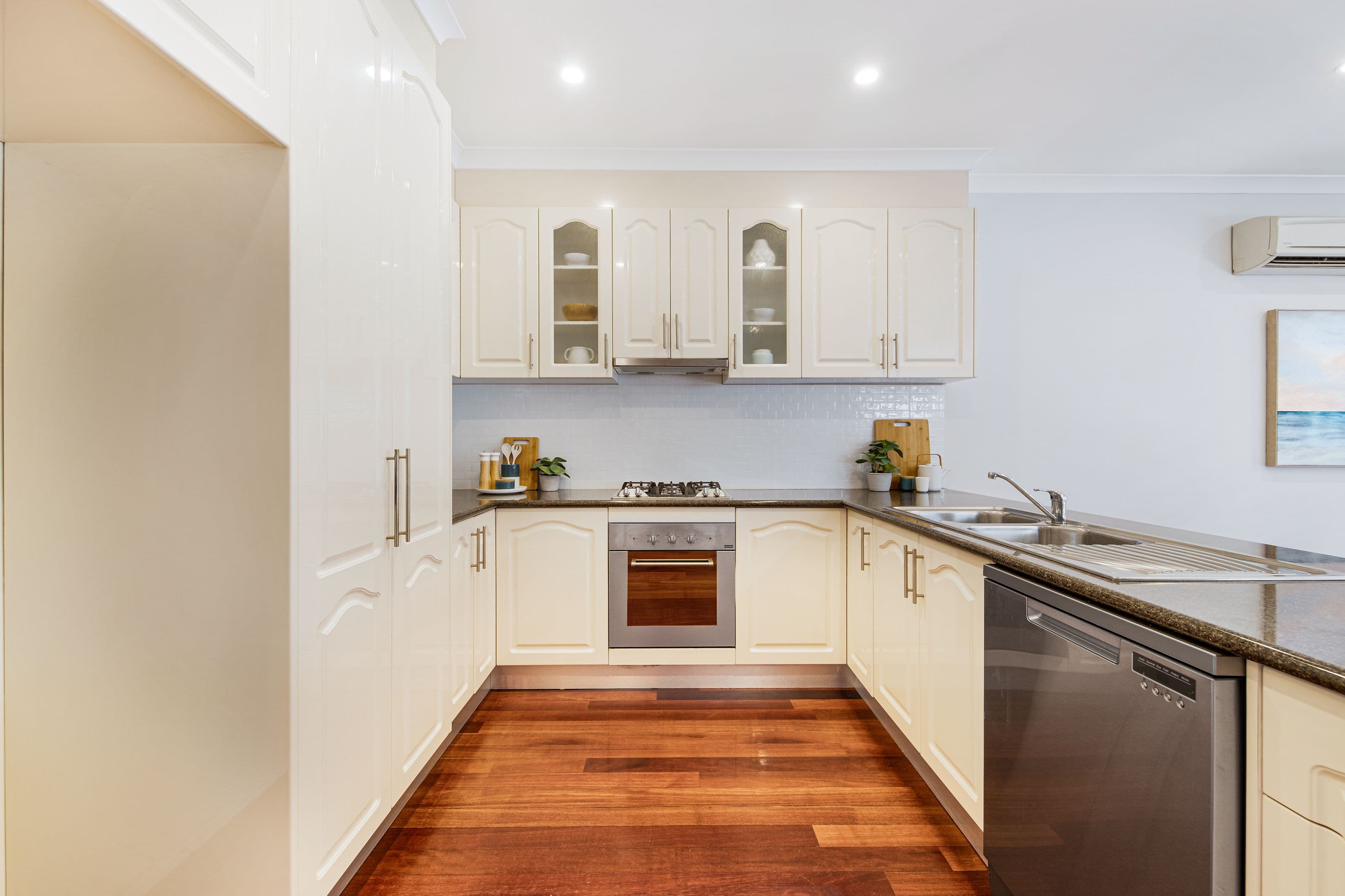 67 Oxford Street, Newport VIC 3015, Newport - Thumbnail 5
