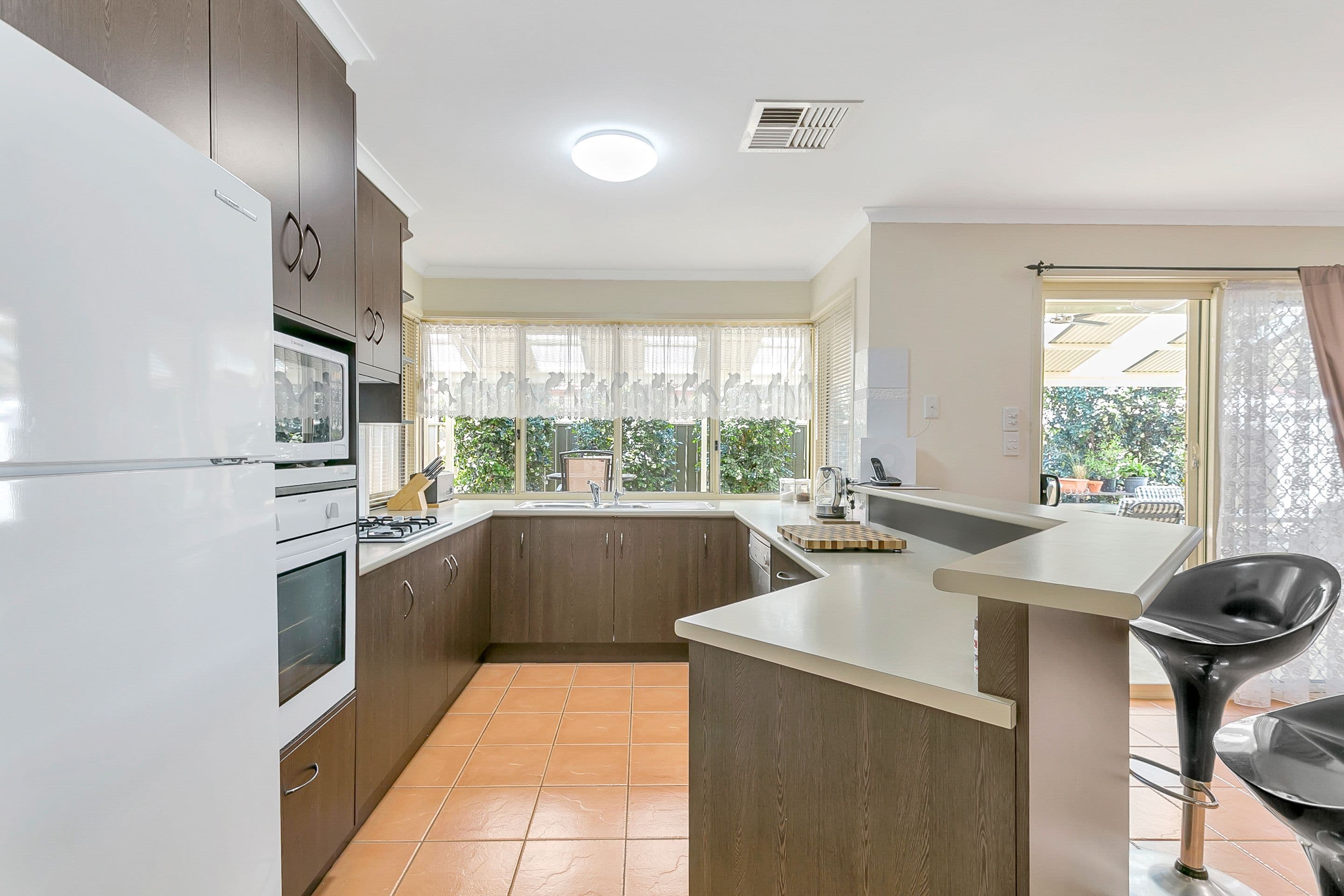 18 Eton Drive, Andrews Farm SA 5114, Andrews Farm - Thumbnail 3