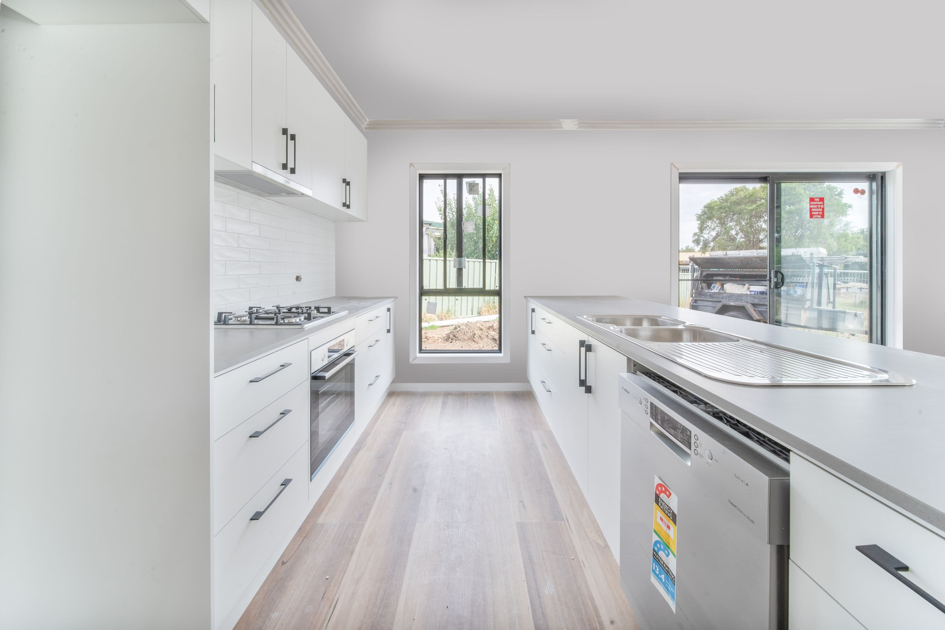 16 Marshall Crescent, Heathcote VIC 3523, Heathcote - Thumbnail 3