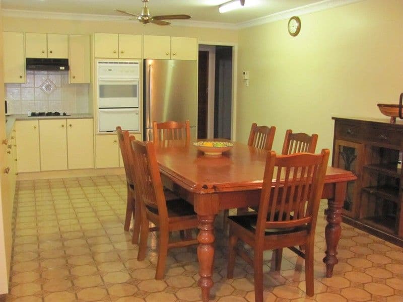 6 Tenth Avenue, WINDSOR QLD 4030, Windsor - Thumbnail 4