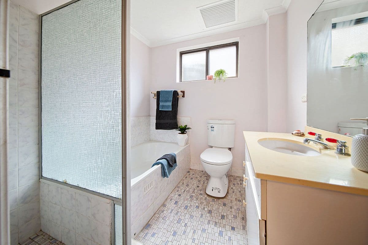 392 Port Hacking Road, Caringbah NSW 2229, Caringbah - Thumbnail 5