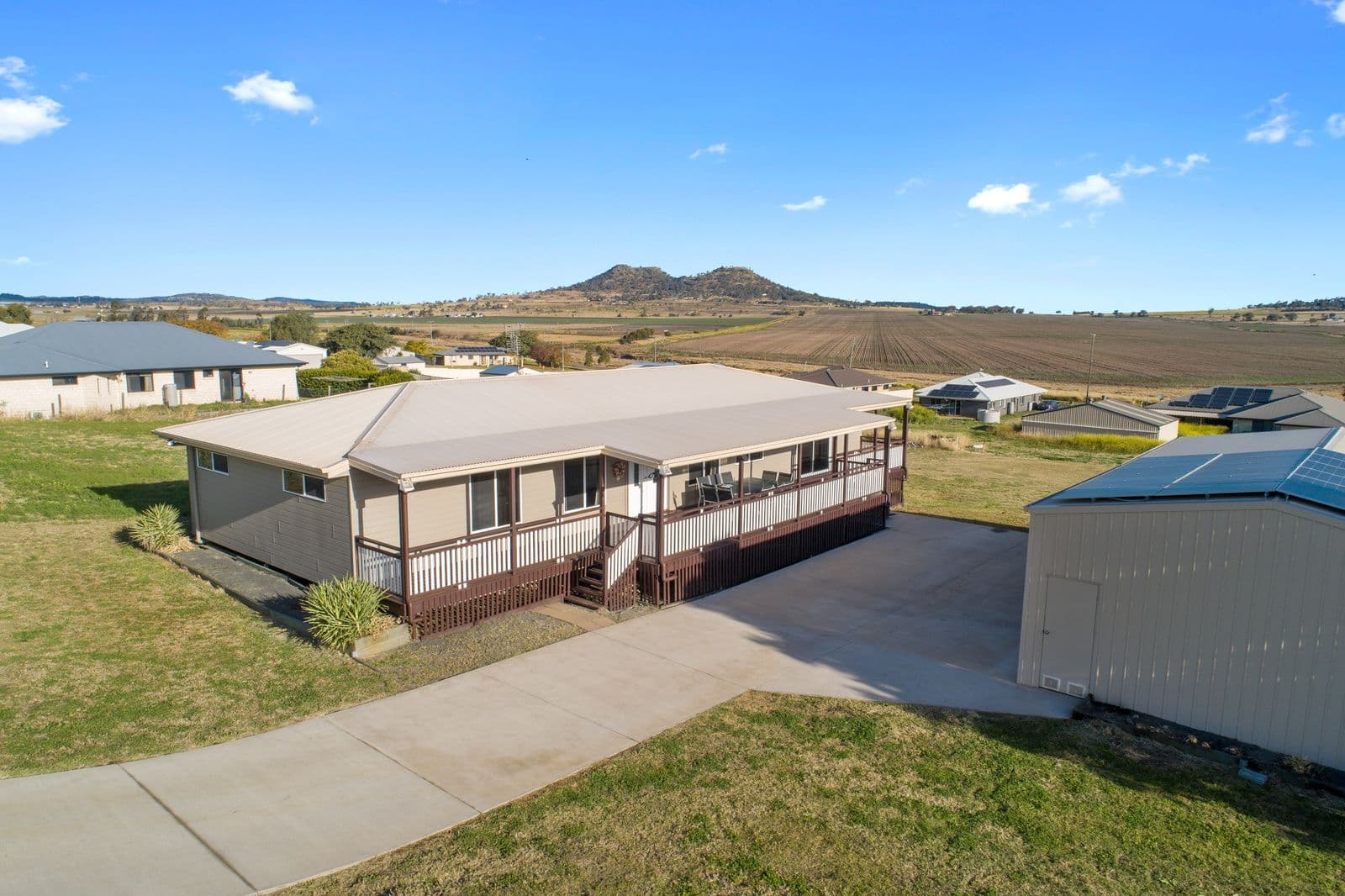 33 Catherine Crescent, Kingsthorpe QLD 4400, Kingsthorpe - Image 1
