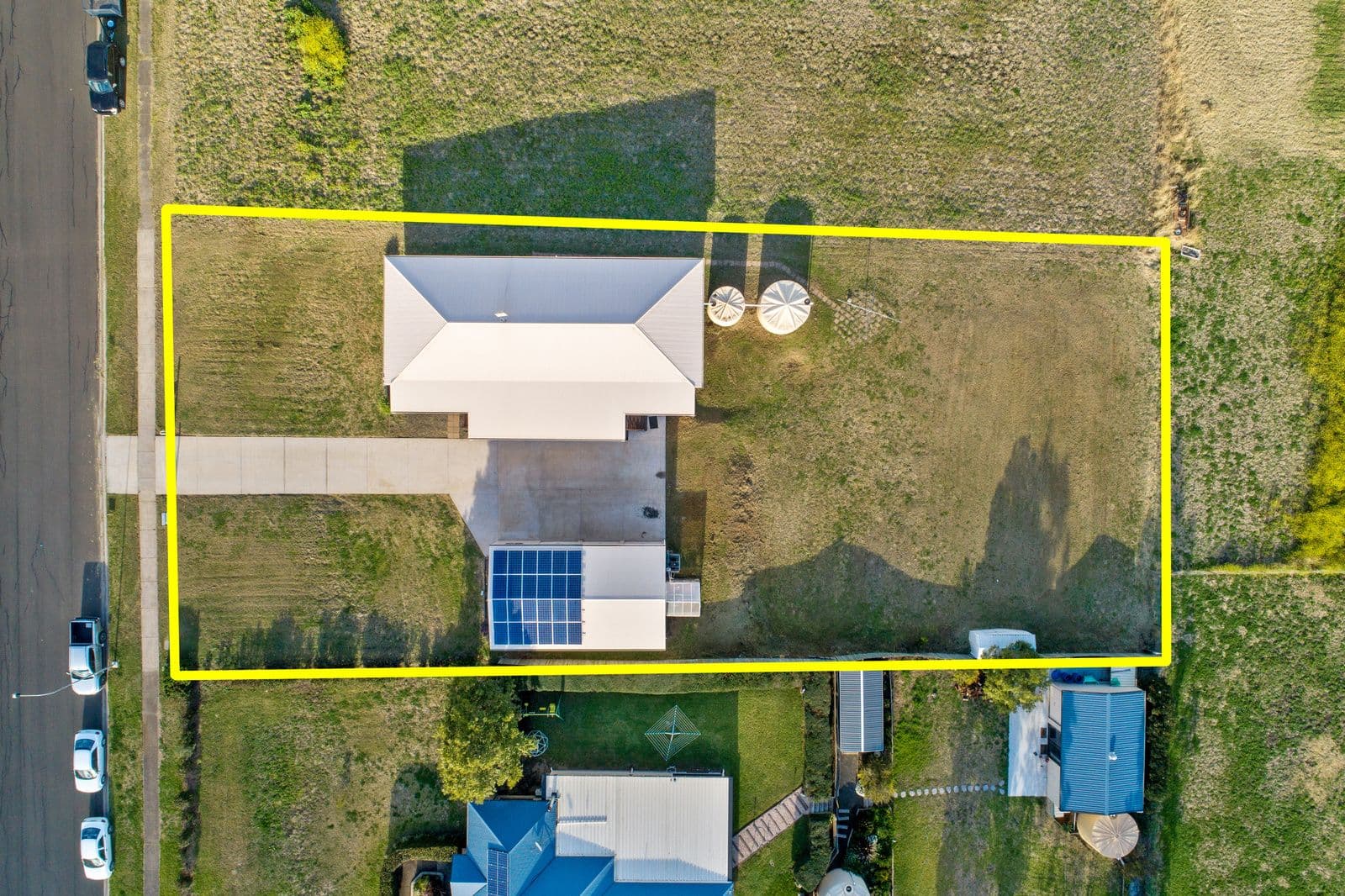 33 Catherine Crescent, Kingsthorpe QLD 4400, Kingsthorpe - Thumbnail 2