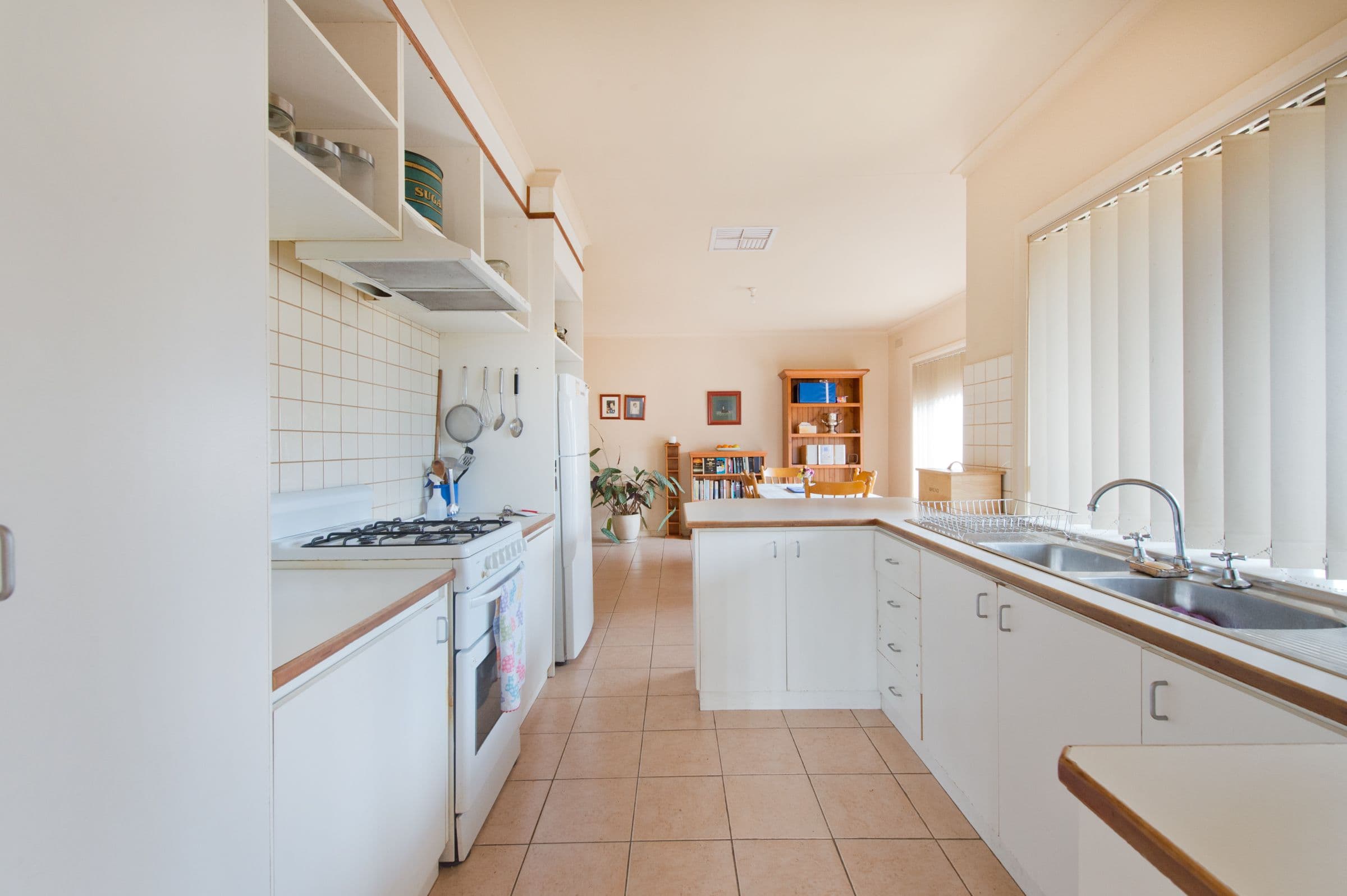 39 First Avenue, Melton South VIC 3338, Melton South - Thumbnail 2