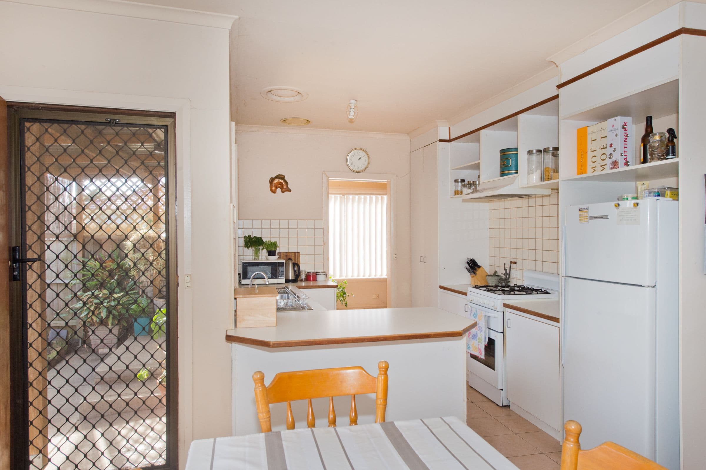 39 First Avenue, Melton South VIC 3338, Melton South - Thumbnail 3