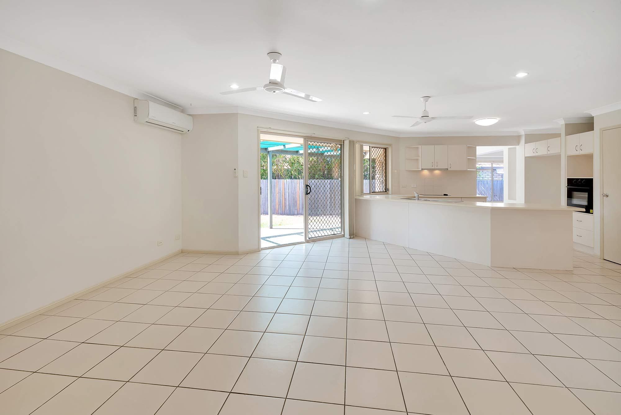 12/7 Grand Parade Parrearra QLD, Parrearra - Thumbnail 7
