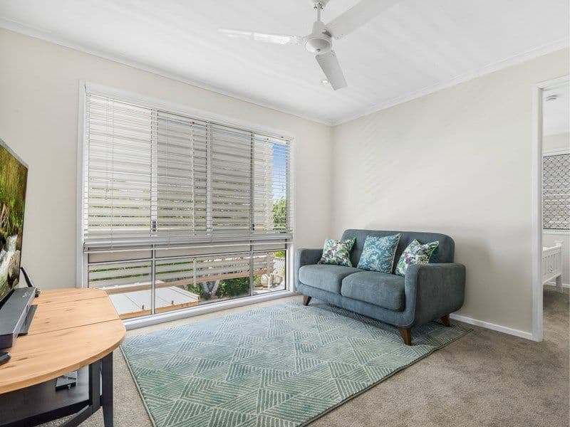 35 Honeysuckle Street, Mansfield QLD 4122, Mansfield - Thumbnail 7