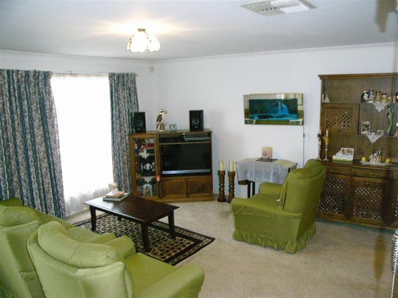 102 Sheraton Road, DUBBO NSW 2830, Dubbo - Thumbnail 4
