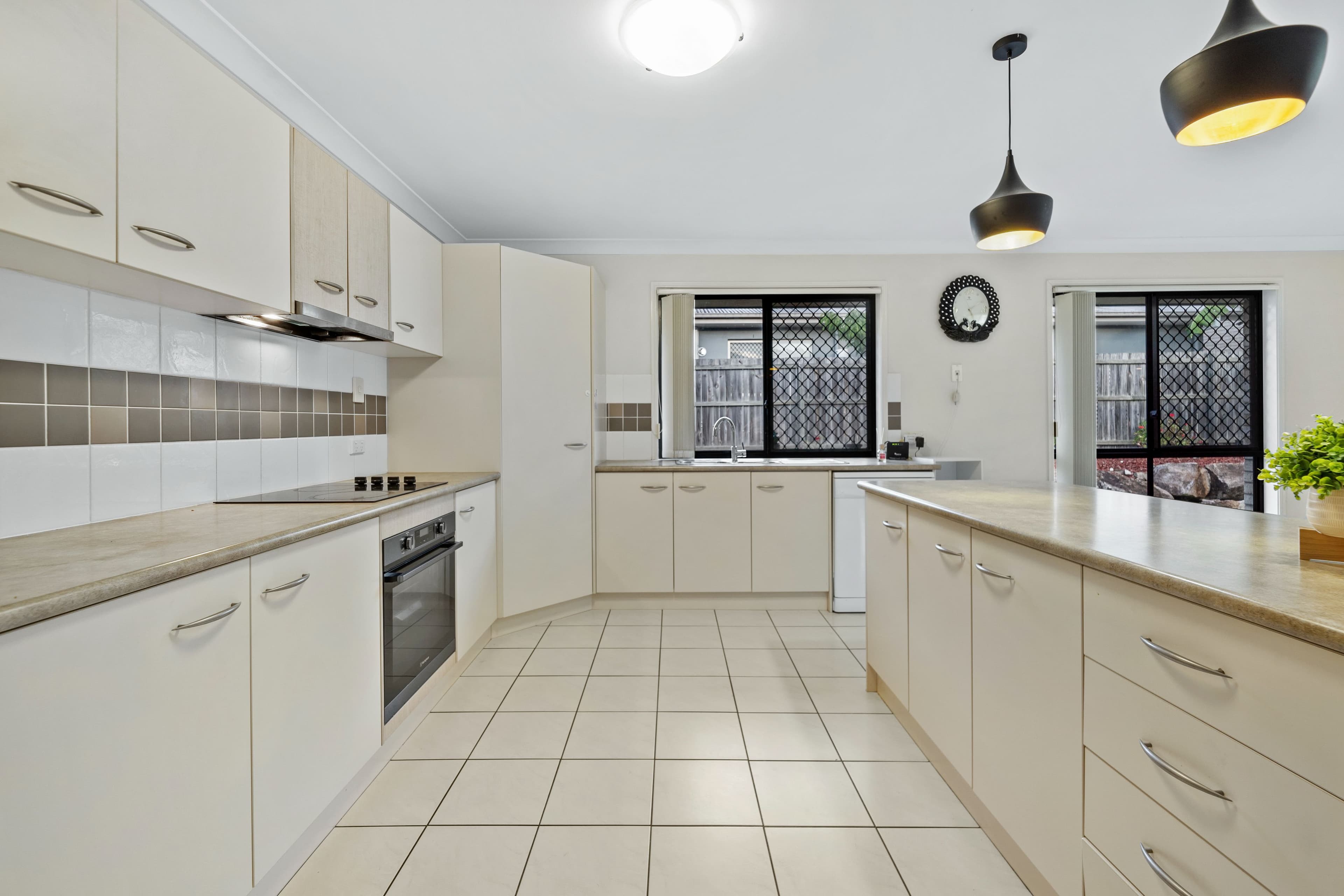 172 High Road, Waterford QLD 4133, Waterford - Thumbnail 4