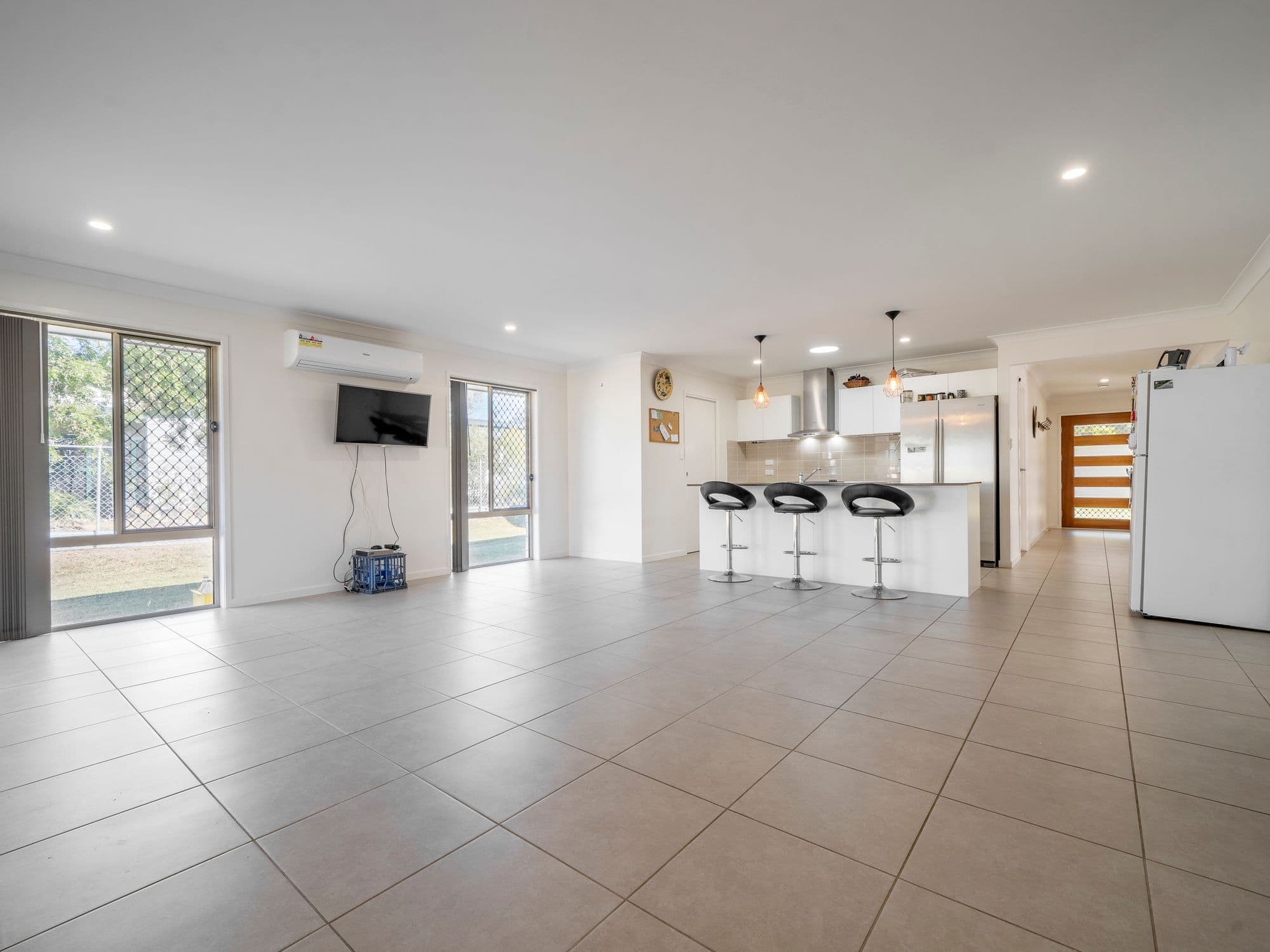 12 Edward Street, Esk QLD 4312, Esk - Thumbnail 5
