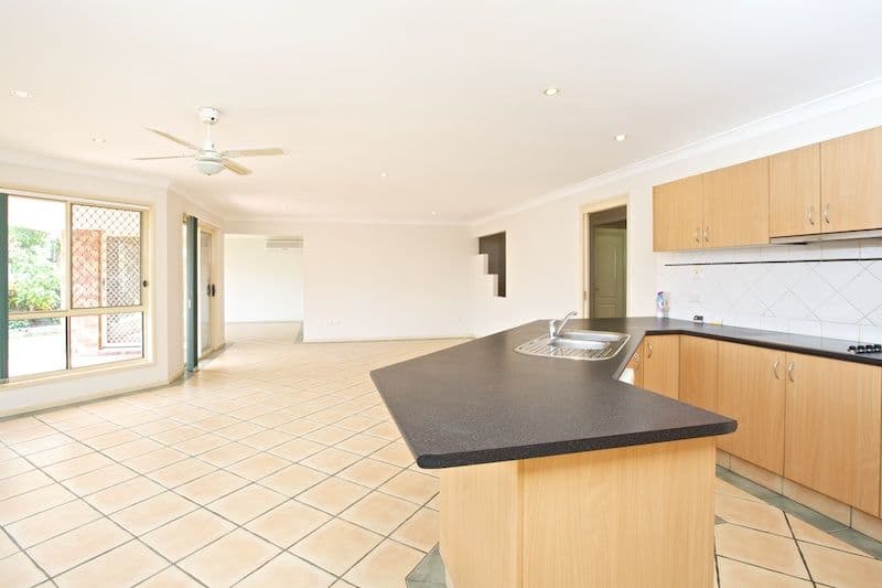 3 Brittany Drive, OXENFORD QLD 4210, Oxenford - Thumbnail 6