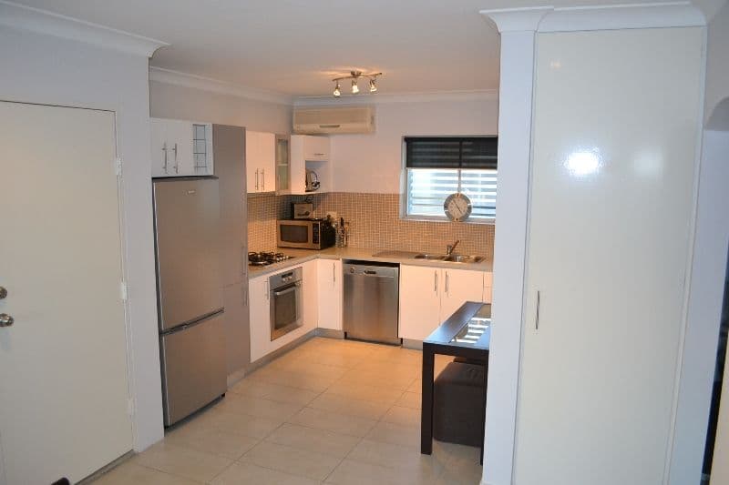 17 Frederick Street, ANNERLEY QLD 4103, Annerley - Thumbnail 3