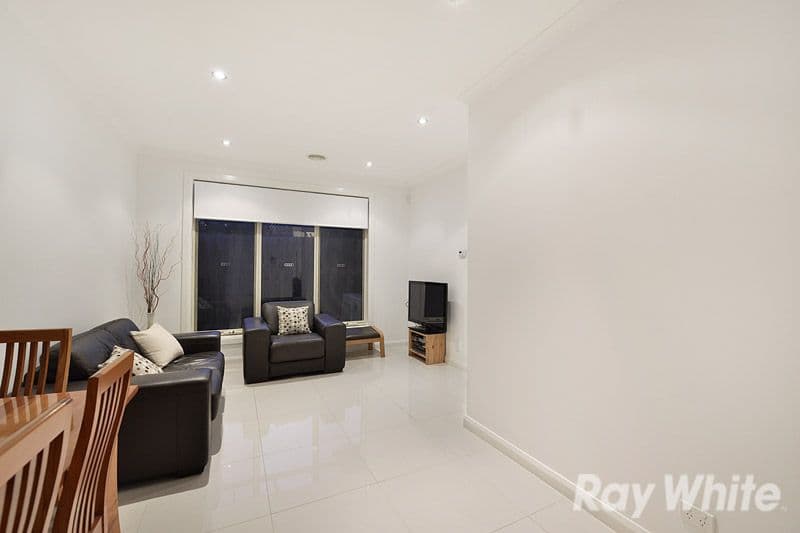 624 Whitehorse Road, MITCHAM VIC 3132, Mitcham - Thumbnail 5
